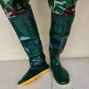 Ủng quần lội nước đế cứng Hoa San cao cấp U112, Size 39